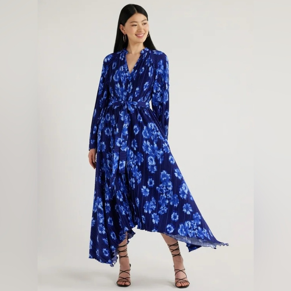 Scoop blue floral pleated handkerchief dress large elegant batik
